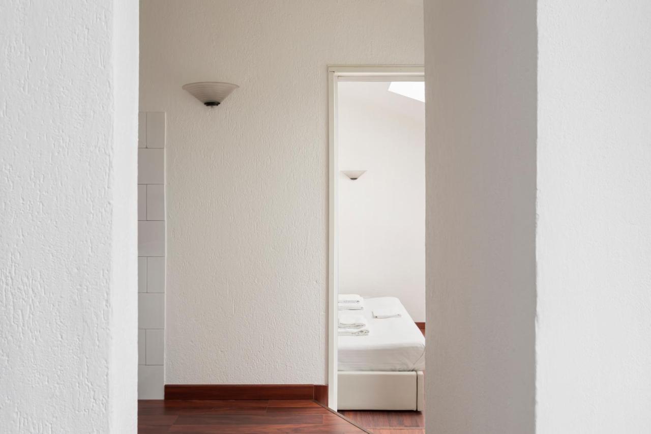 1 Bedroom & 1 Living Room Apt - Duomo 5 Milánó Kültér fotó